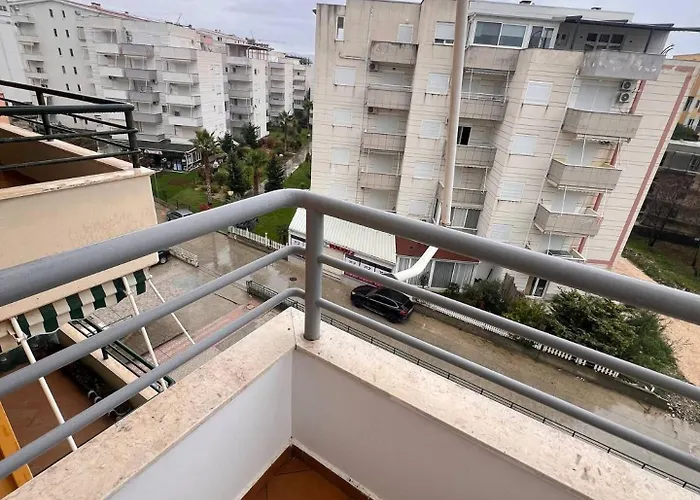 Azure Iris By Adriatic Living 格勒姆