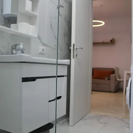 Azure Iris By Adriatic Living Apartament *