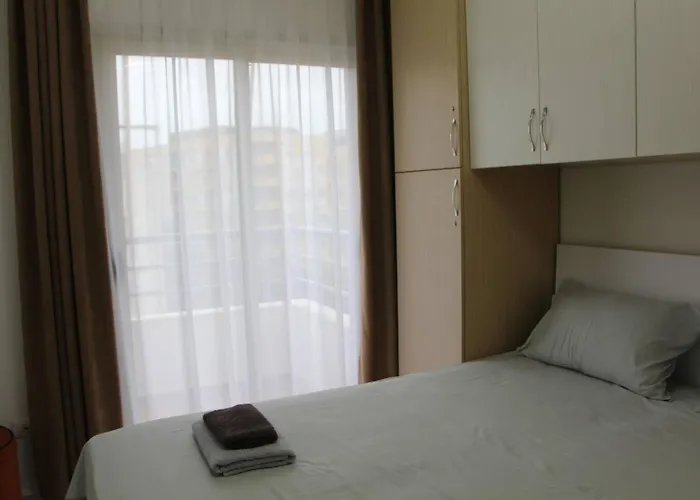 Azure Iris By Adriatic Living Голем